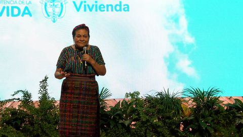 Rigoberta Menchú, Premio Nobel de la Paz, participó en el el foro Transformando regiones, organizado por Findeter, e hizo
un llamado a la acción con propósito.