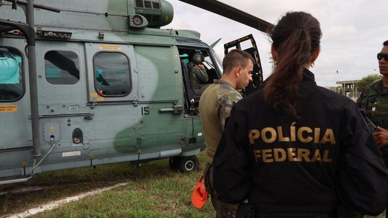 La Policía de Brasil en la Amazonía
POLICÍA DE BRASIL
