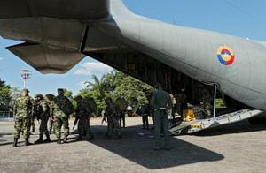 Arribo de los 600 militares del Ejército Nacional  que reforzarán la seguridad de Arauca, tras el homicidio selectivo de 27 personas en el departamento.
Arauca.