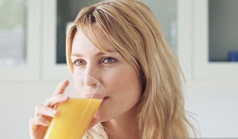 Un estudio reveló que si se toma un vaso diario de jugo de naranja, se aumenta en 24 % el riesgo de muerte prematura