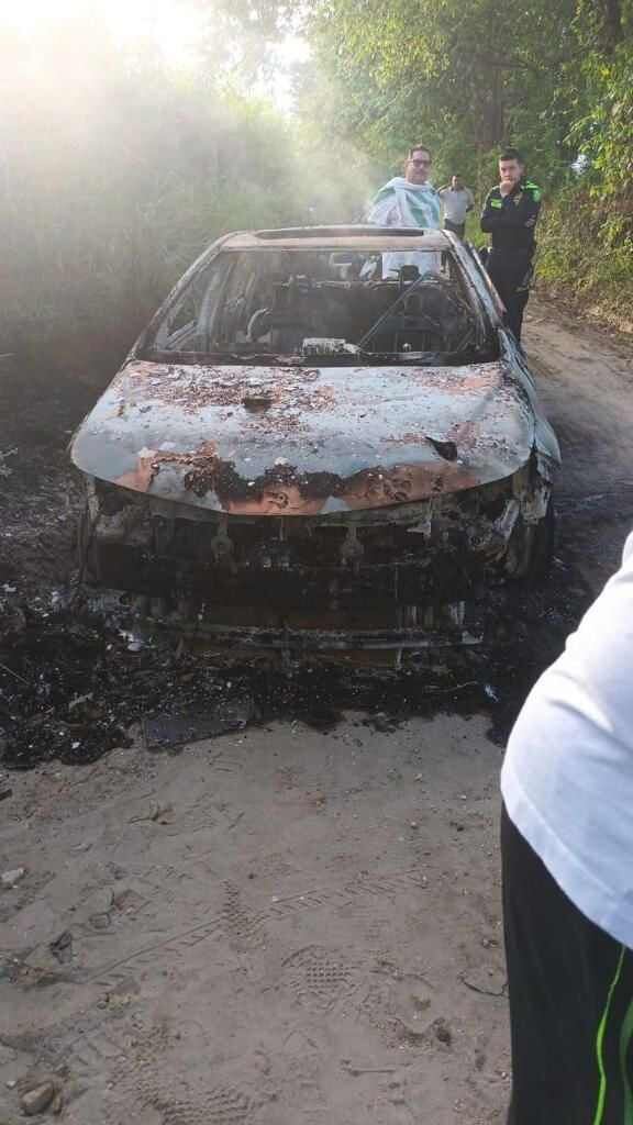 El carro fue encontrado incinerado en zona rural de Flandes, en Tolima.