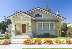 El precio medio de una vivienda alcanzó así los 375.300 dólares, 15 % más que el año en marzo.
