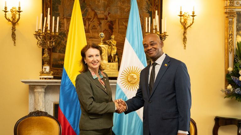 La reunión se sostuvo en la sede de la Cancillería colombiana.