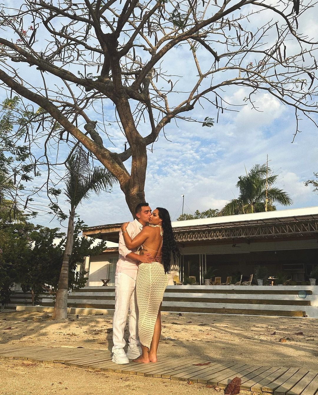 Andrea y Felipe están en el mejor momento de su relación. Foto: Instagram @andreavaldirisos.