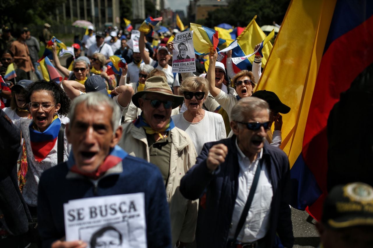 Marcha de la mayoría en contra del Gobierno del Presidente Gustavo Petro