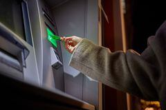 Los cajeros automáticos de Servibanca ofrecen todo tipo de movimientos financieros, como recargas, transacciones y pagos.
