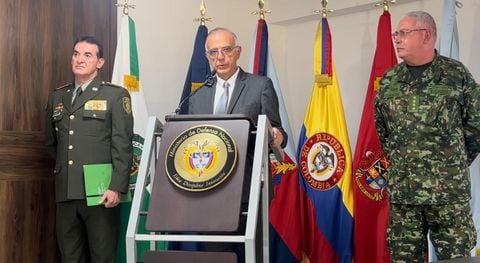El ministro de la Defensa, Iván Velásquez, entregó un balance sobre la seguridad y defensa del primer año del gobierno Petro. Dijo que su reporte es positivo.