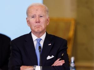 El presidente de los Estados Unidos, Joe Biden, asiste a la Cumbre Nueve (B9) de Bucarest de la OTAN, durante la visita de Biden a Polonia para conmemorar el primer aniversario de la invasión rusa de Ucrania, el Palacio Presidencial en Varsovia, Polonia