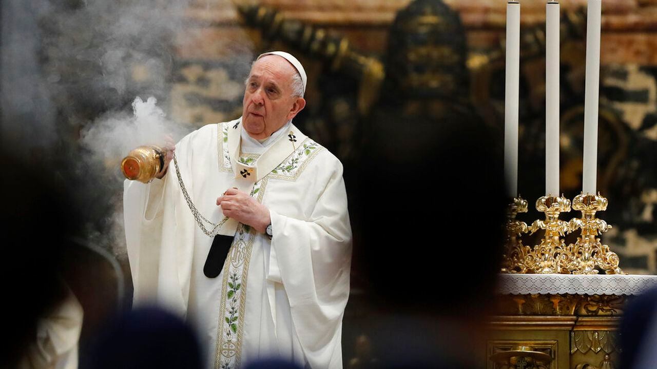 El papa pedirá a la Virgen Desatanudos que deshaga los “nudos” de la pandemia