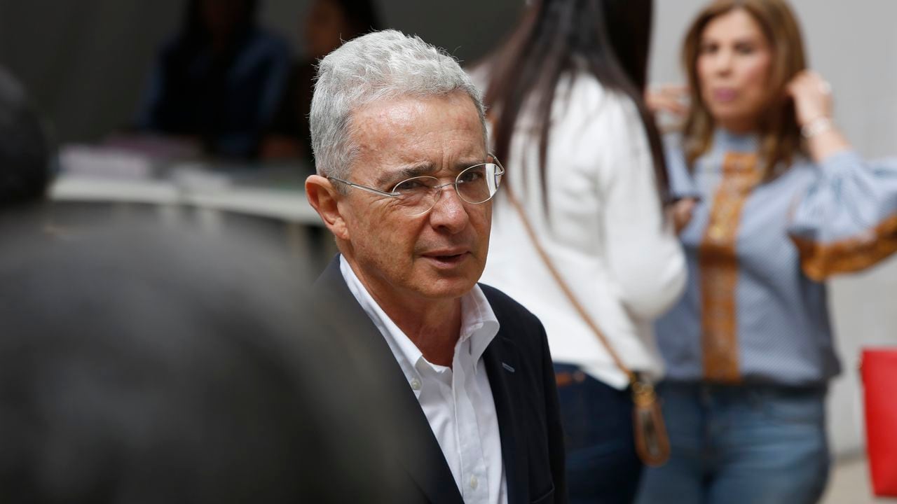 Álvaro Uribe habla de la reforma tributaria: "No hay como pagar salarios del Estado en el segundo semestre"