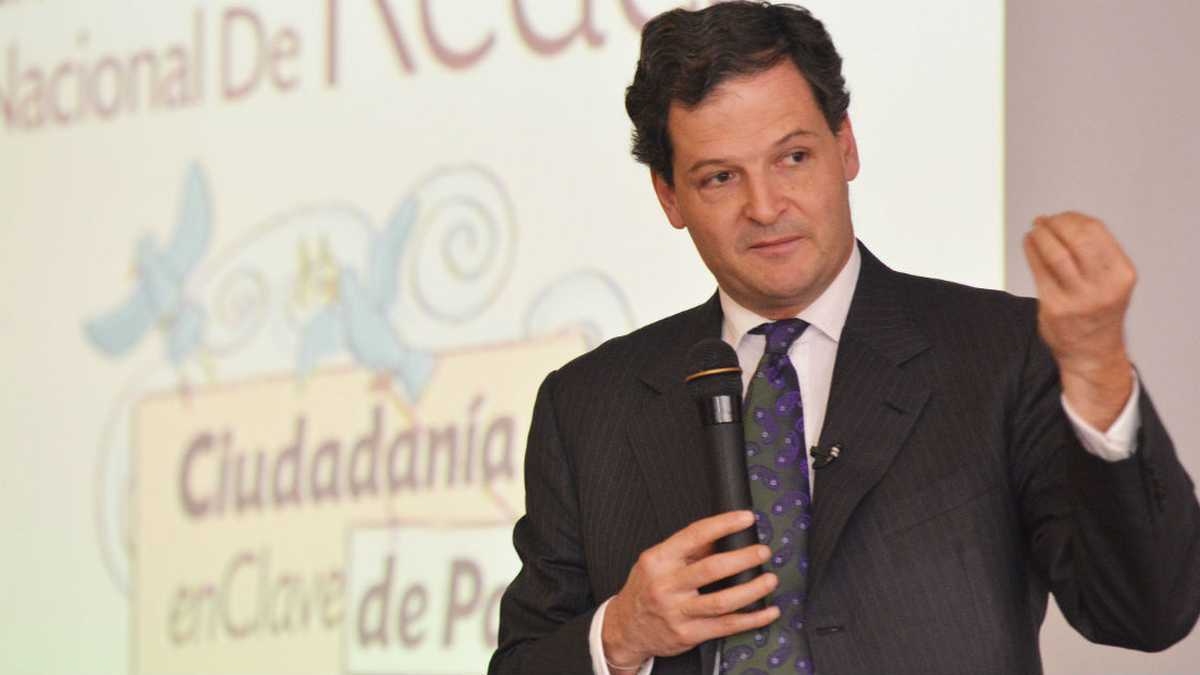 Sergio Jaramillo, alto comisionado para la Paz, durante el primer Encuentro Nacional de Redes 'Ciudadanía EnClave de Paz', organizado por la MOE.
