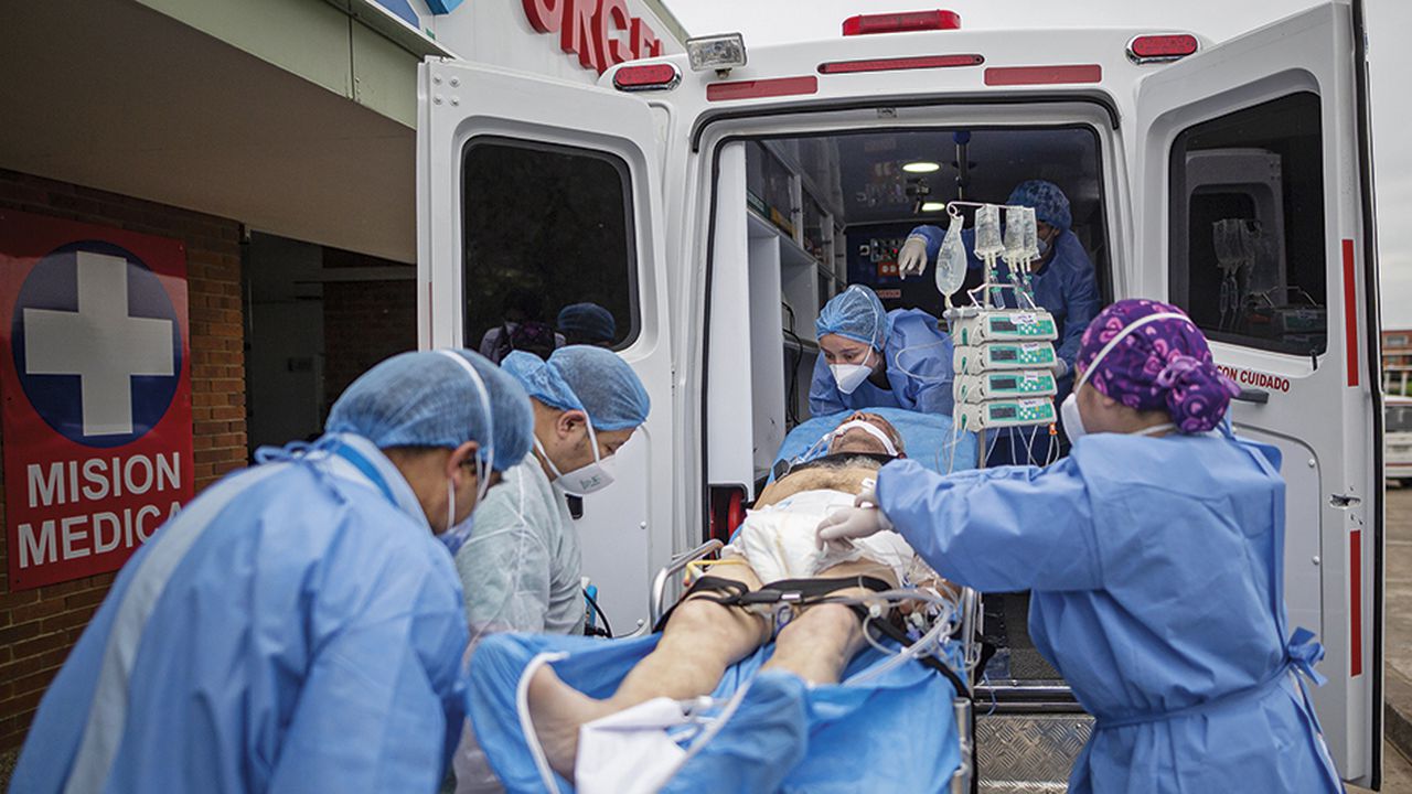 Al hospital de Soacha llegan 80 personas a la puerta de urgencias al día, descompensadas.