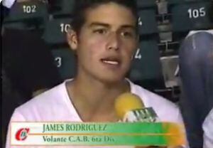 James Rodríguez y su primera entrevista en Balnfield después de su paso por Enviagdo F.C.