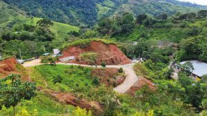 Dieciocho dueños de socavones del nordeste de Antioquia se unieron para formar la empresa Mineros La María S. A. S.