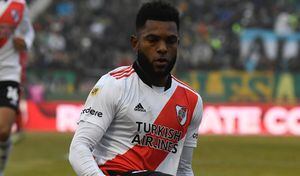 Miguel Ángel Borja se reportó con el tercer gol de River Plate ante Aldosivi