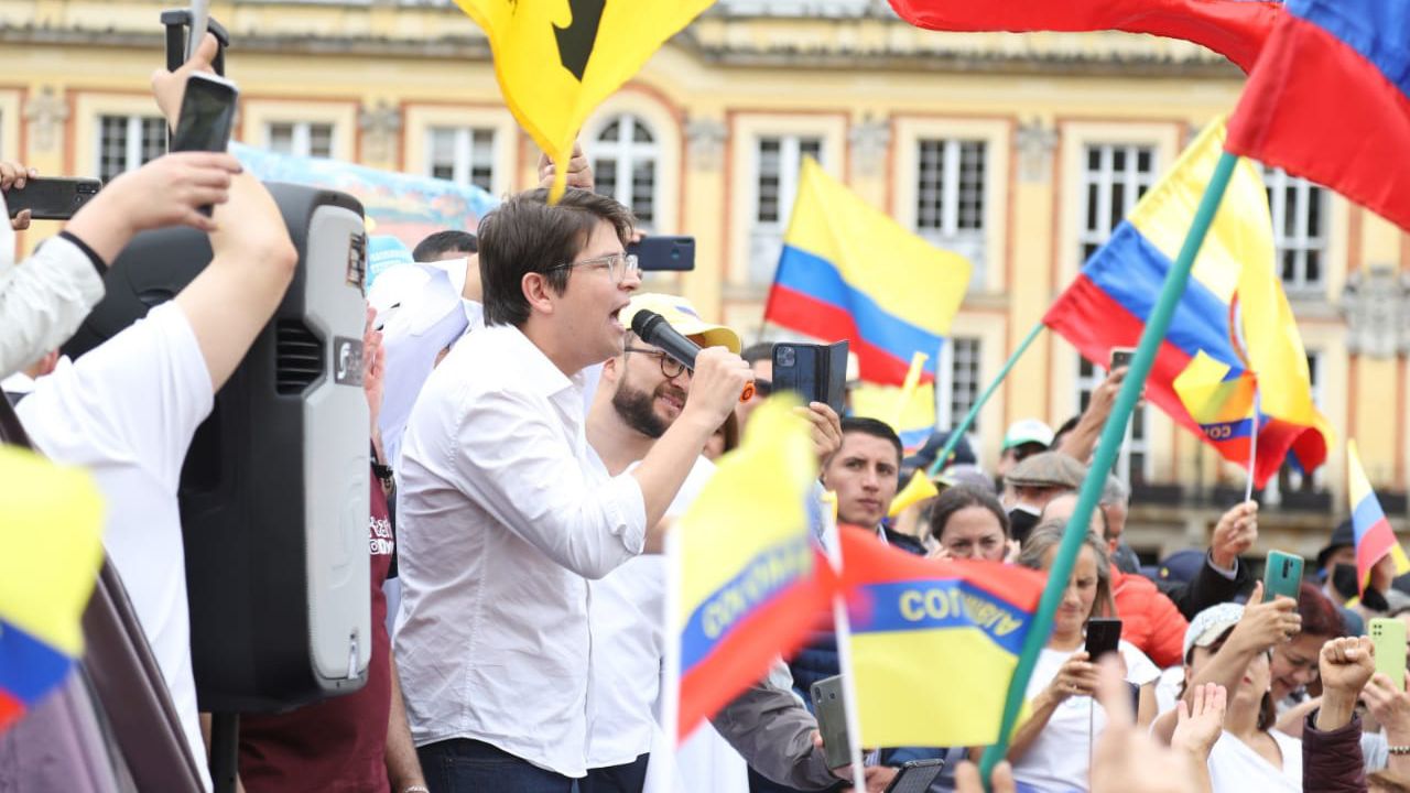 Marchas de la oposición en contra del Gobierno en la plaza de Bolívar