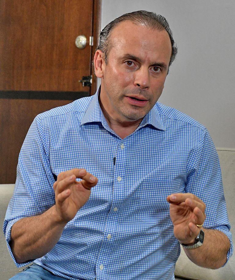 Alejandro Eder . Alcalde de Santiago de Cali.