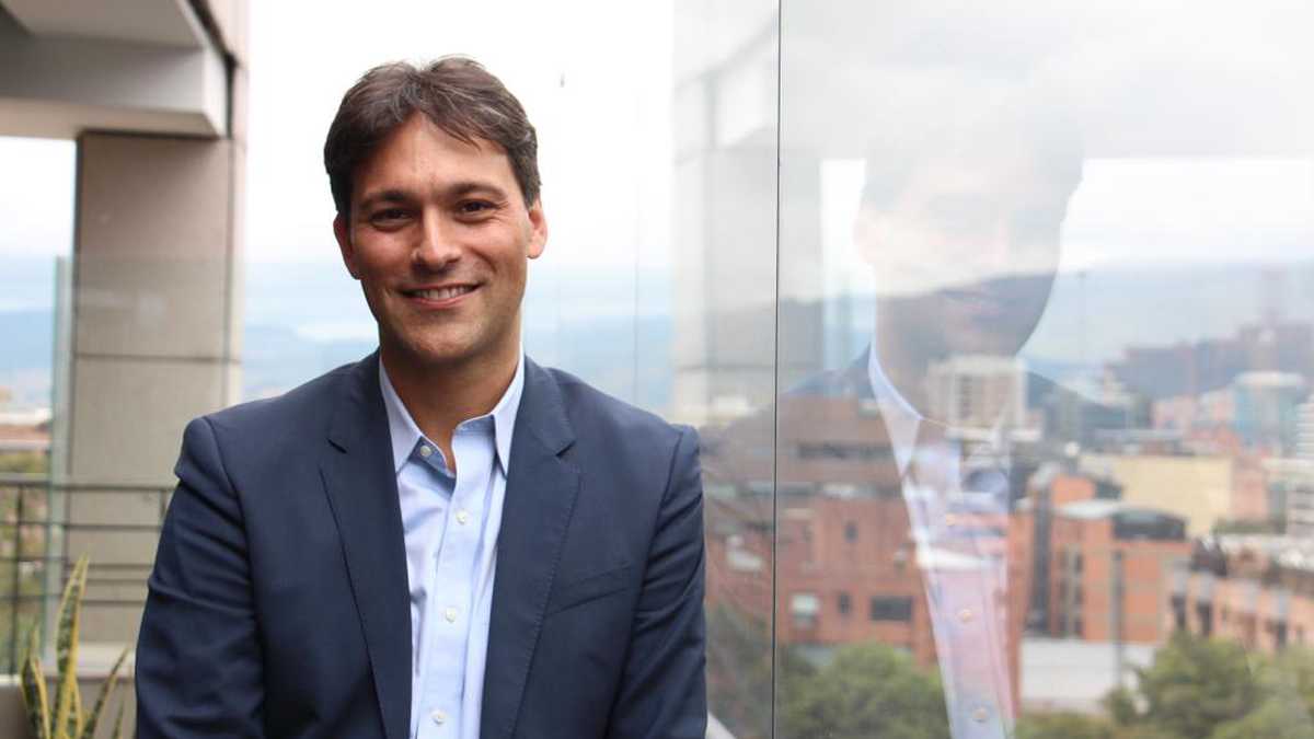 Sulvester Feddes es nombrado presidente de Novartis para Colombia