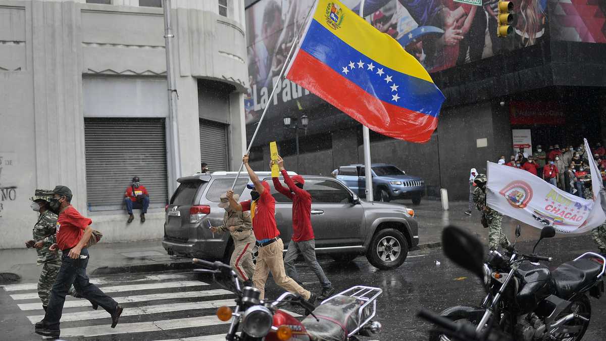 Fiscalía de Venezuela imputó cargos a 12 militares por muerte de estudiante en protesta de 2017