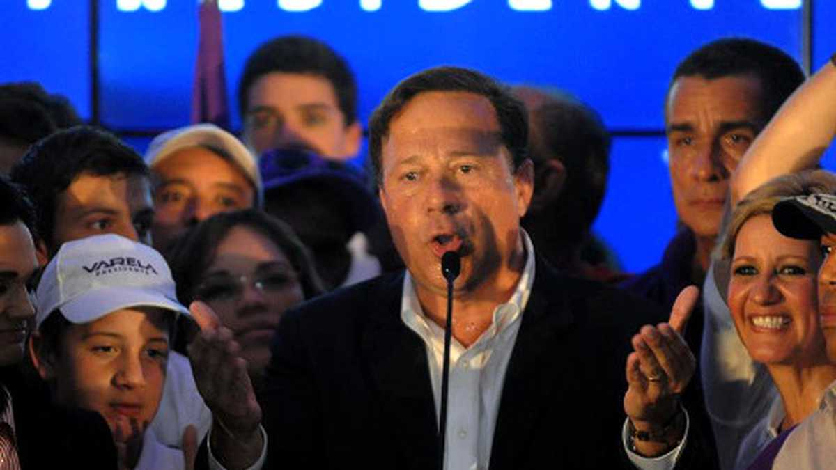 El nuevo gobierno de Juan Carlos Varela, "deberá decidir si firma" el acuerdo de intercambio de información fiscal con Colombia.