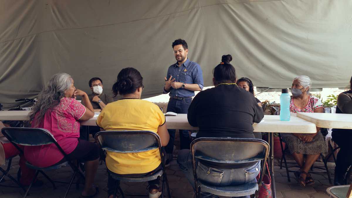 Proyecto "Historias hechas a mano" de Juan Pablo Socarrás, Coca Cola y la Corporación Mundial de la Mujer en Oaxaca, México