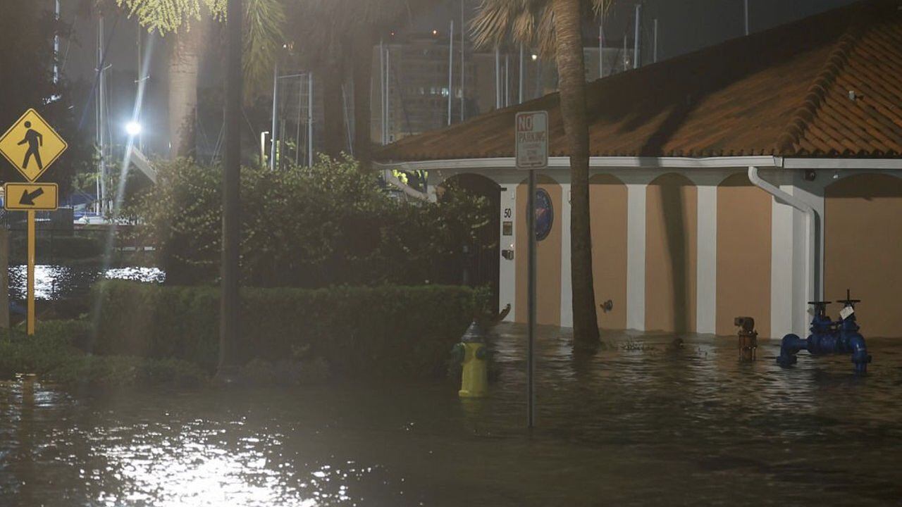 En la población de St. Petersburg, Florida, ya hay edificaciones bajo el agua