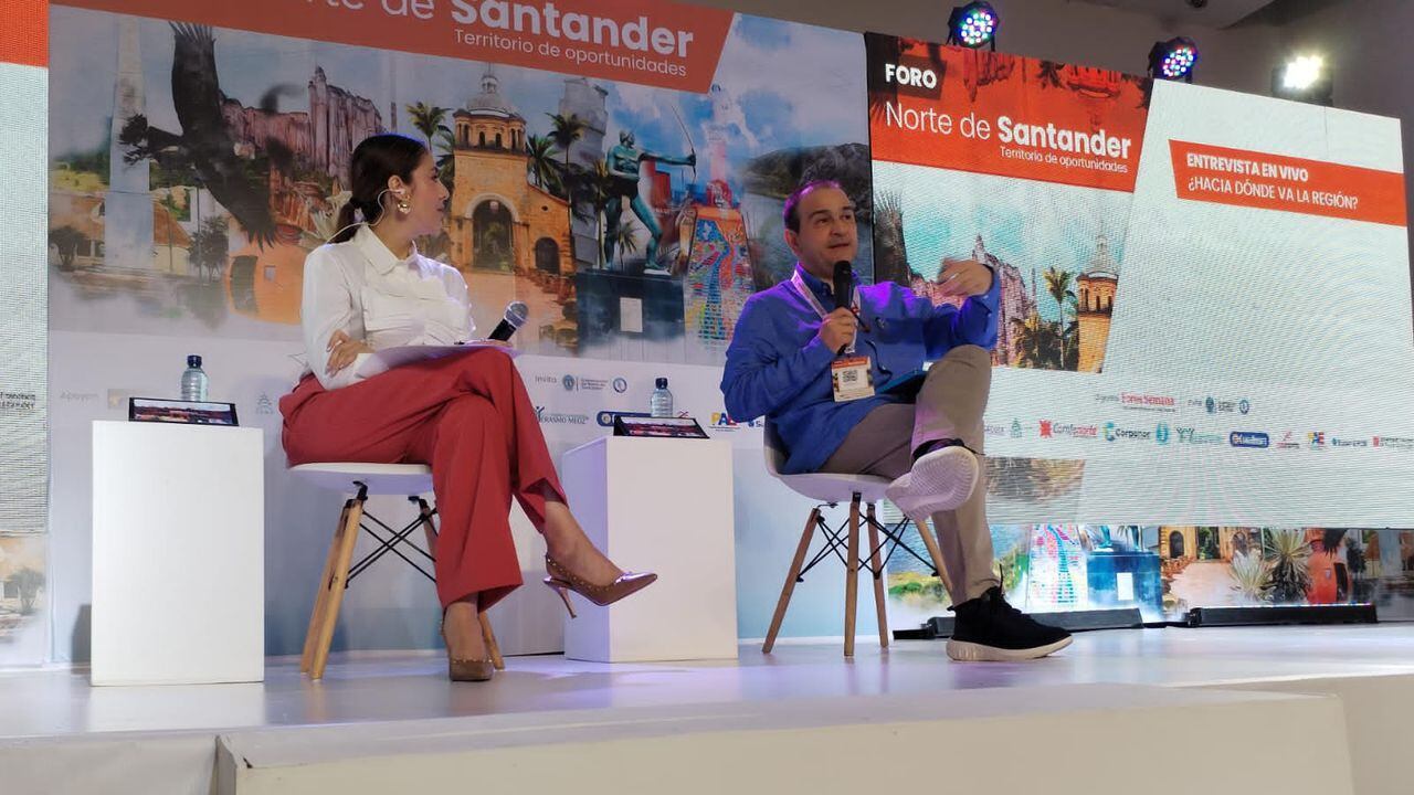 Durante el foro ‘Norte de Santander: territorio de oportunidades’ Juanita Gómez, directora de video de SEMANA y Silvano Serrano, gobernador de Norte de Santander profundizaron en las iniciativas para fortalecer el desarrollo del departamento.