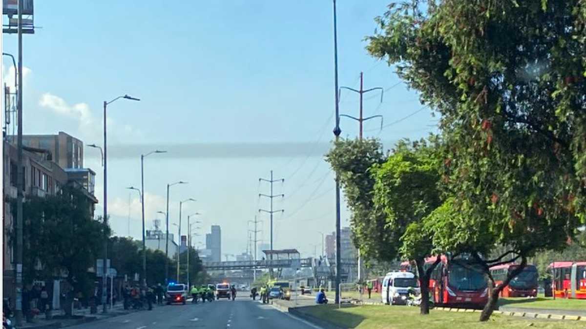 Accidente entre un TransMilenio y una moto deja una persona fallecida