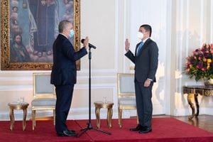 Iván Duque presidente de Colombia posesión Tito Crissien ministro Ciencia