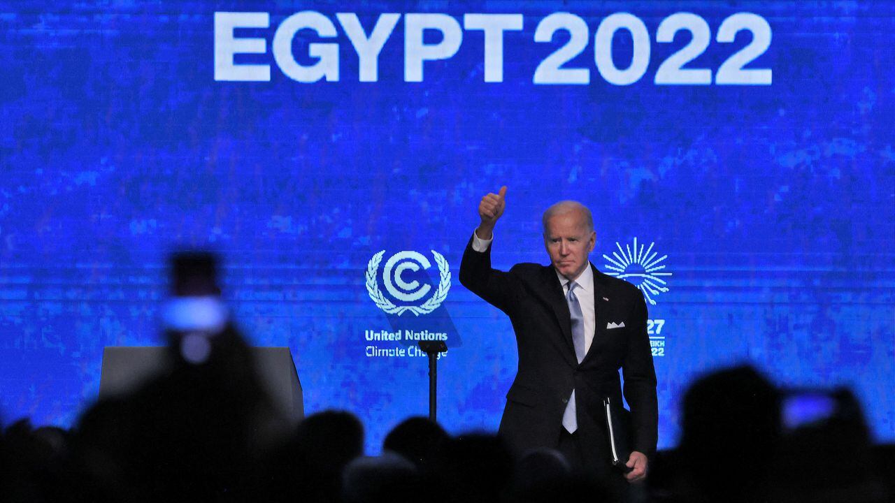 Joe Biden tras su intervención en Egipto.