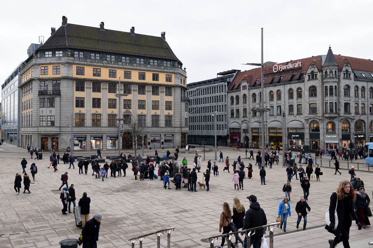 Una vista general de las calles cercanas a la Estación Central de Oslo