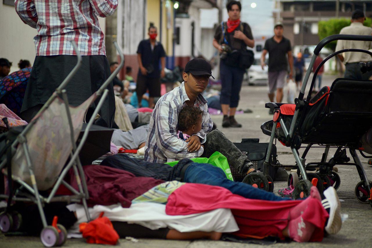 En Imágenes: Caravana de migrantes avanza hacia Ciudad de México