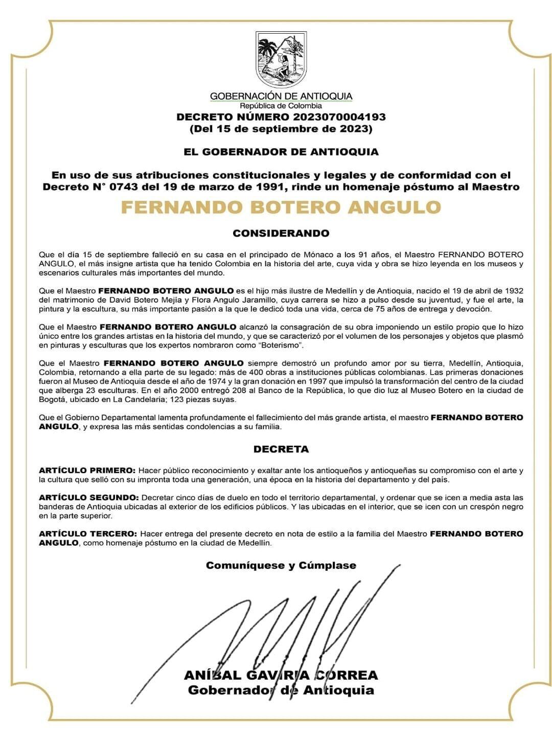 Decreto en el que se declaran 5 días de duelo por muerte de Fernando Botero.