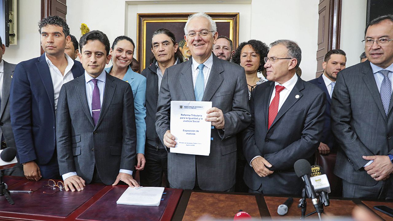   La reforma tributaria que fue presentada por el ministro José Antonio Ocampo será la prueba de fuego para la coalición de Gobierno.