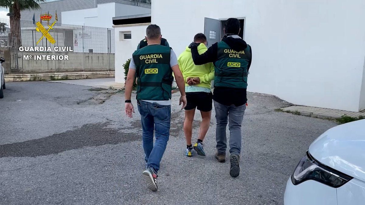 Las personas fueron detenidas por la Guardia Civil Española. Imagen de referencia