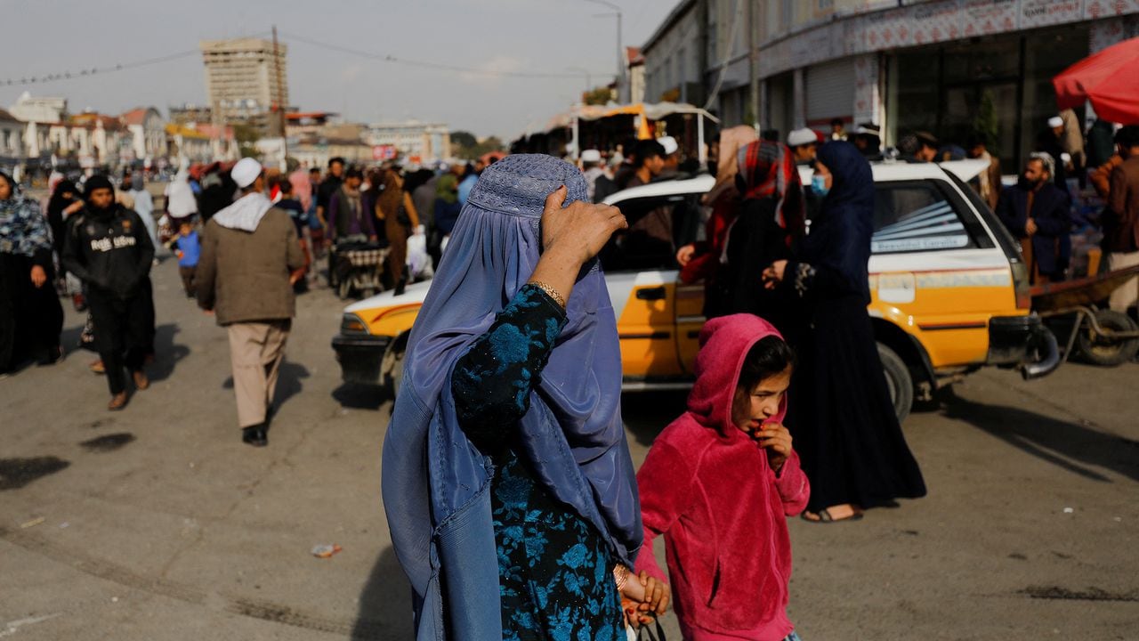 En imágenes : Los talibanes prohíben la entrada a las mujeres afganas a los parques de atracciones