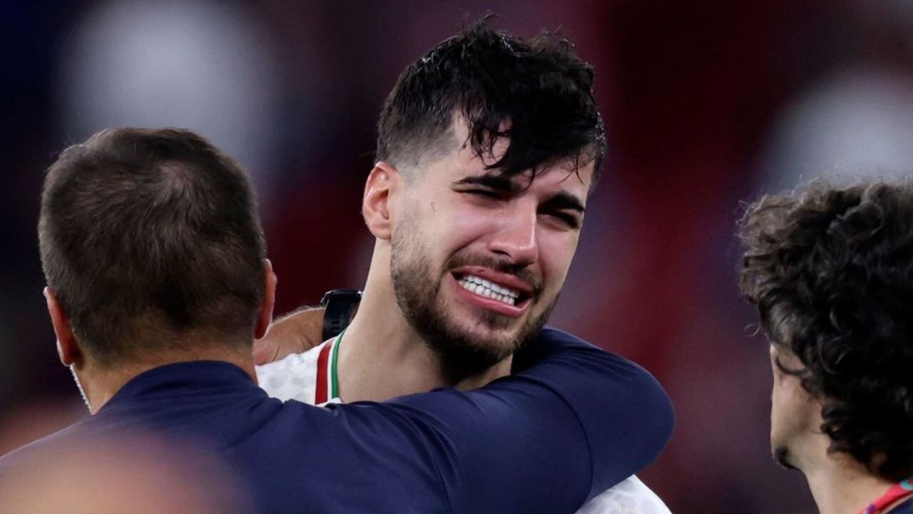 Jugadores de la selección de Irán lloraron tras ser derrotados y eliminados por la selección de Estados Unidos en el Mundial de Qatar 2022