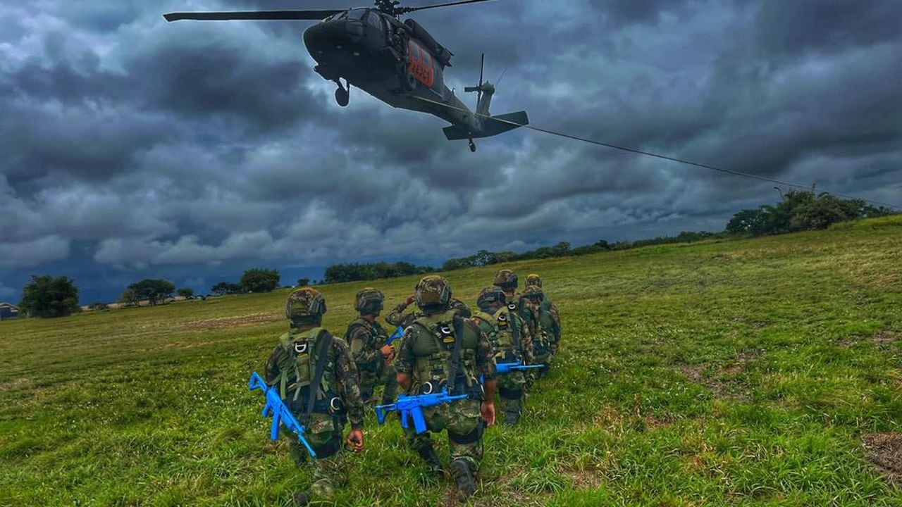 Curso de asalto aéreo en Colombia para Ejércitos extranjeros