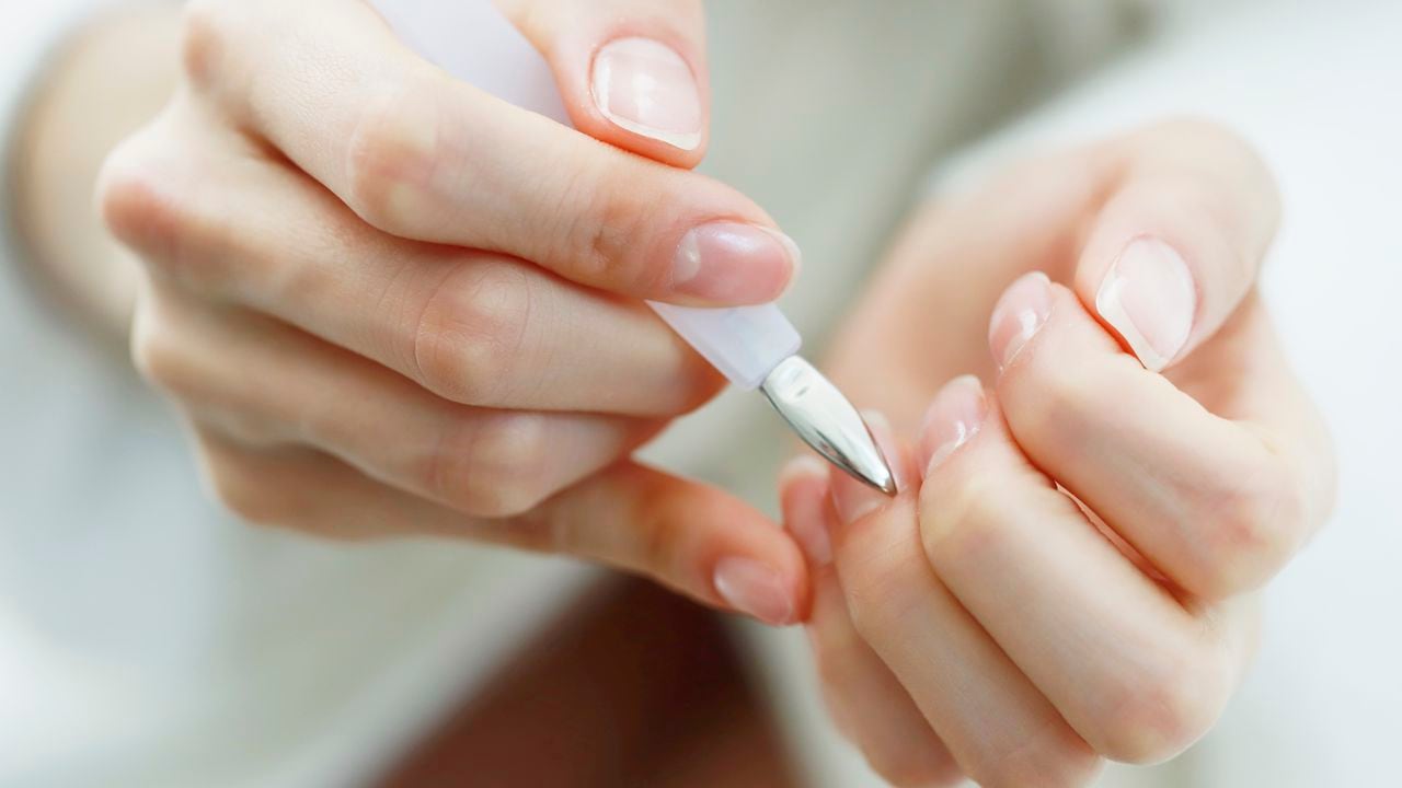 Bicarbonato para uñas fuertes y largas: así se puede usar