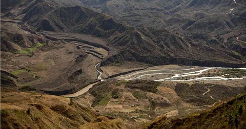 Proyecto de ley busca crear licencia ambiental para exploración minera