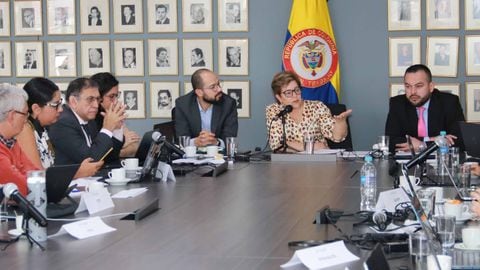 La ministra de Trabajo, Gloria Ramírez, en reunión con la Comisión de Experto de la OIT, donde se abordaron las observaciones realizadas por el organismo internacional respecto a la reforma laboral y denuncias sobre violaciones a los convenios laborales firmados por el país.
