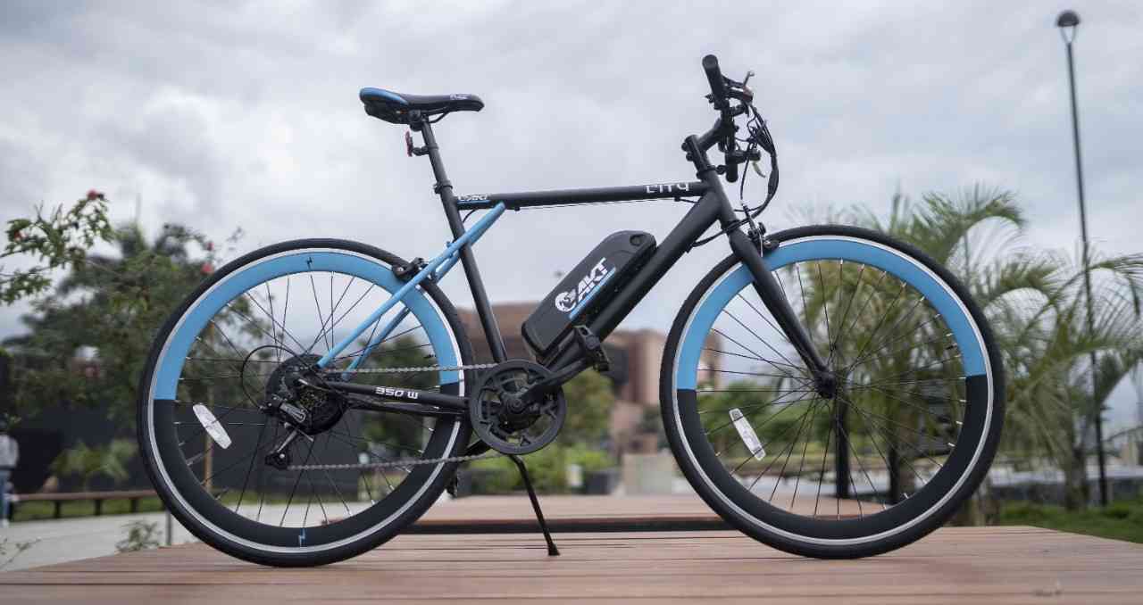 pétalo radiador Prevención AKT: características y precios de las nuevas bicicletas eléctricas