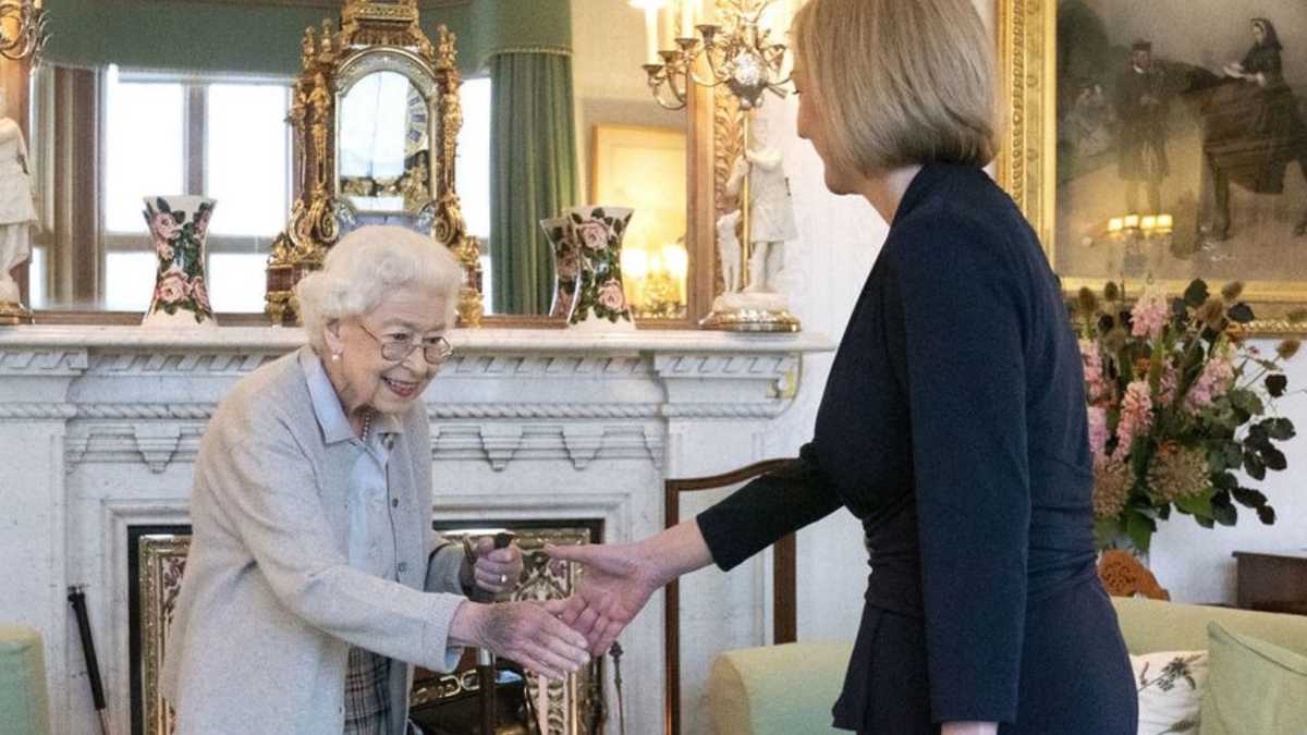 Estamos todos devastados”: Liz Truss, primera ministra del Reino Unido tras  la muerte de Isabel II