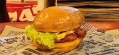 Una buena hamburguesa se reconoce por sus ingredientes de calidad y un sabor que cautive los sentidos.