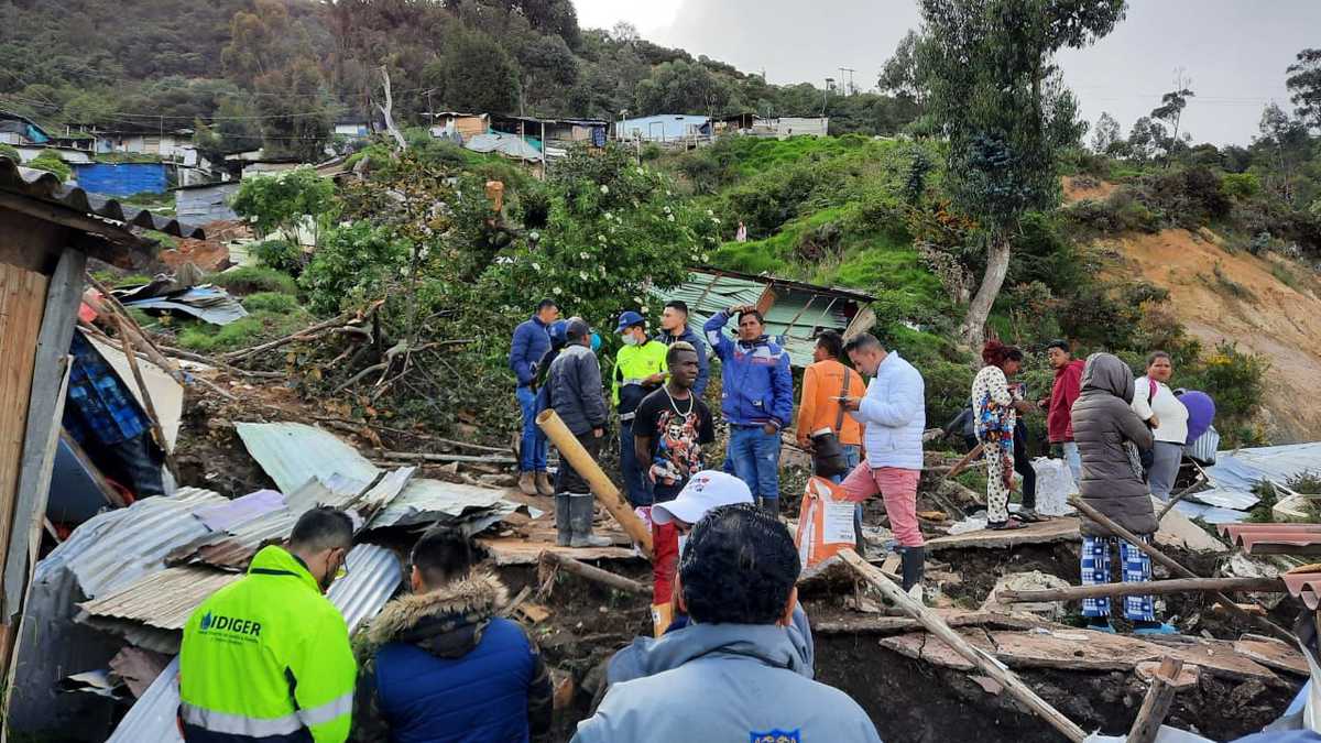 La emergencia ocurrió en el barrio Tocaimita en la localidad de Usme y dejó 50 familias sin casas.