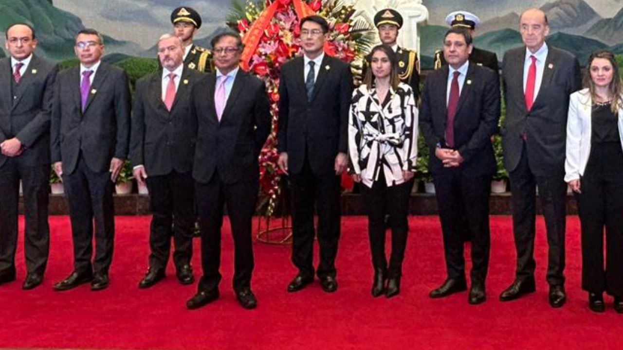 Laura Sarabia hace parte de la delegación que acompaña al presidente Petro en China.