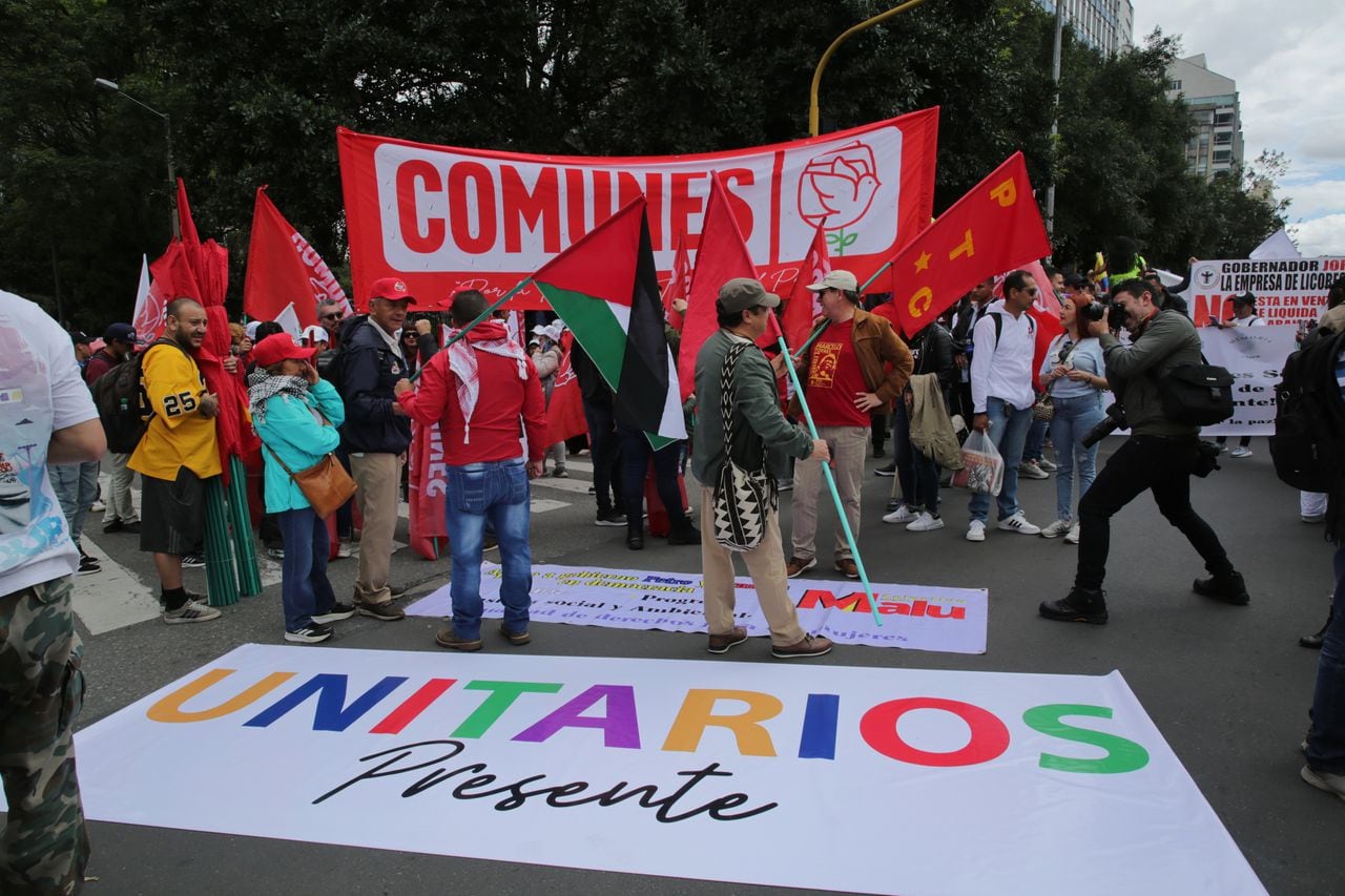 Marchas 1 de Mayo día del trabajo, apoyo al Presidente Gustavo Petro, Fecode