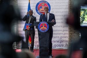 El primer ministro de Haití, Ariel Henry, habla durante una conferencia de prensa en Puerto Príncipe, Haití, el 28 de julio de 2021. REUTERS / Ricardo Arduengo