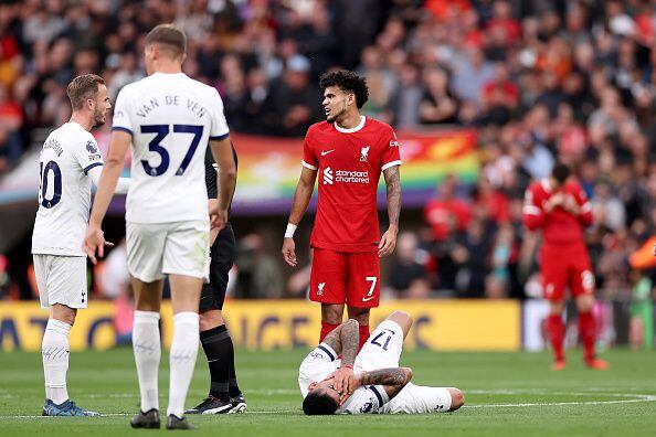 LONDON, ENGLAND - SEPTEMBER 30: Luis Diaz of Liverpool reacts as Cristian Romero of Tottenham Hotspur goes down with an injury during the Premier League match between Tottenham Hotspur and Liverpool FC at Tottenham Hotspur Stadium on September 30, 2023 in London, England. (Photo by Ryan Pierse/Getty Images)