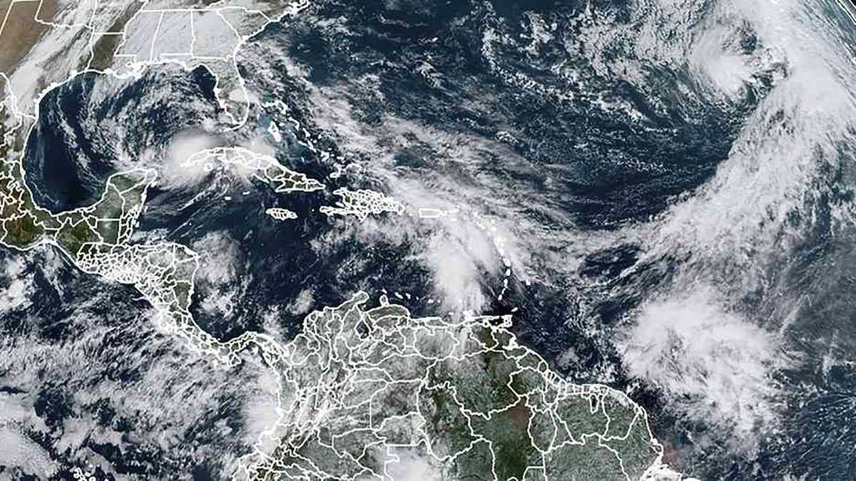 Vigilancia onda tropical en el Caribe. AP.
